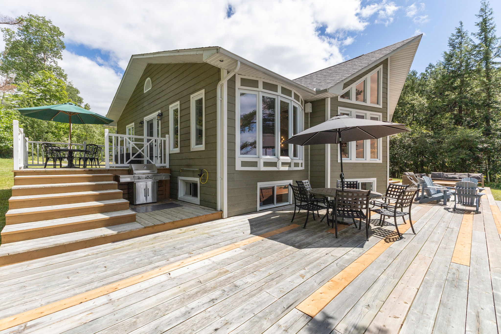 Chalet Beach House — Lac-Simon - Image 3